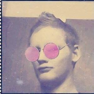 Meet your Posher, Clark